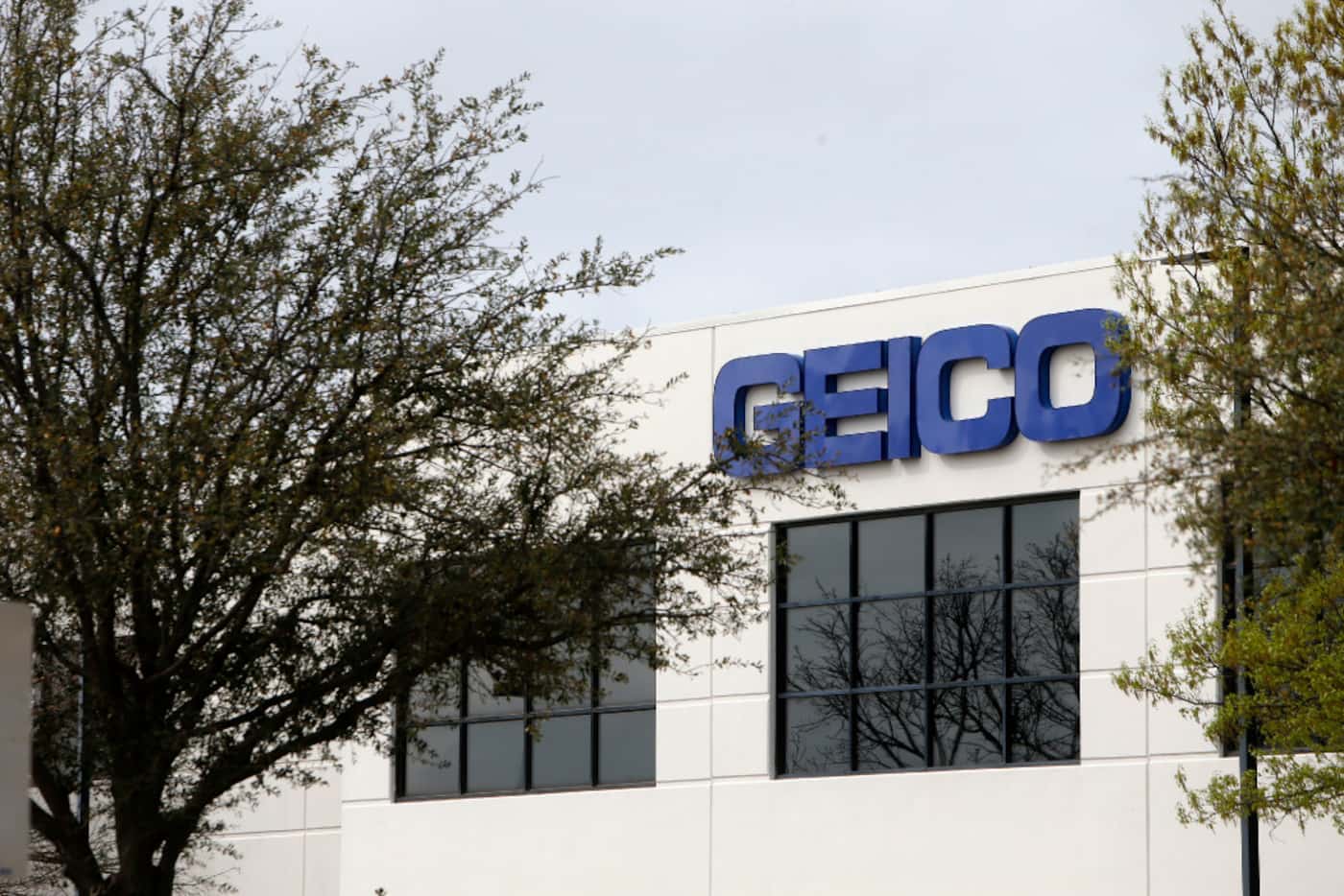 The Geico regional office in Richardson is being marketed by CBRE.