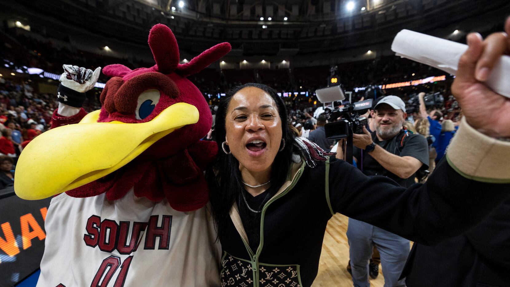 Did Dawn Staley play in the WNBA? Revisiting South Carolina coach's playing  career with Virginia, Charlotte Sting, Team USA