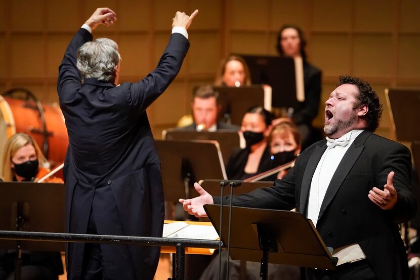 Tenor Bryan Hymel performs as Fabio Luisi conducts the Dallas Symphony Orchestra in concert...