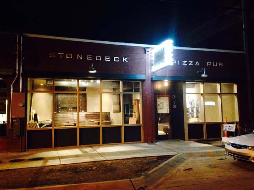 Stonedeck Pizza Pub is located on Elm Street in Dallas.