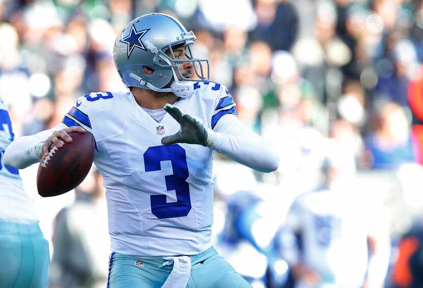 PHILADELPHIA, PA - JANUARY 01: Quarterback Mark Sanchez #6 of the Dallas Cowboys attempts a...