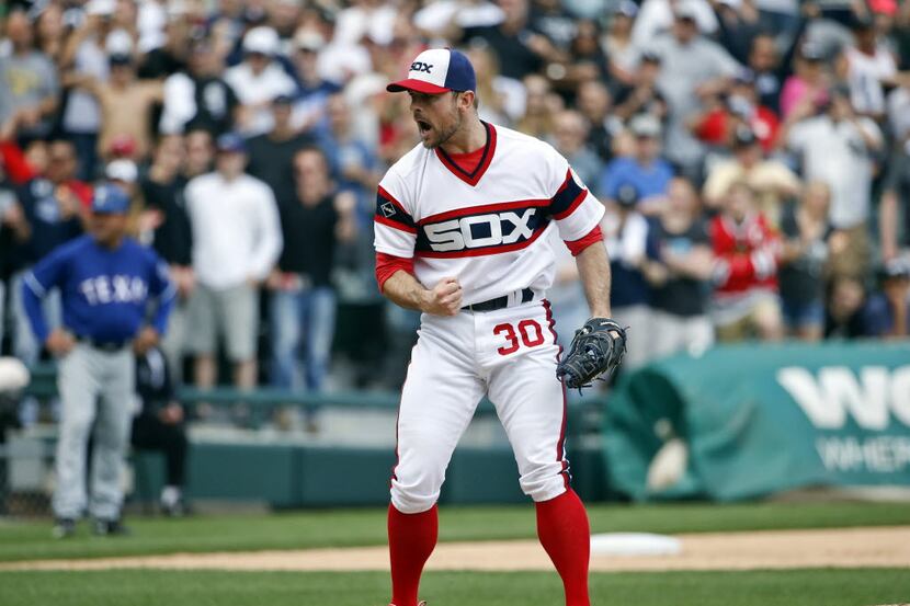 Apr 24, 2016; Chicago, IL, USA; Chicago White Sox relief pitcher David Robertson (30) reacts...