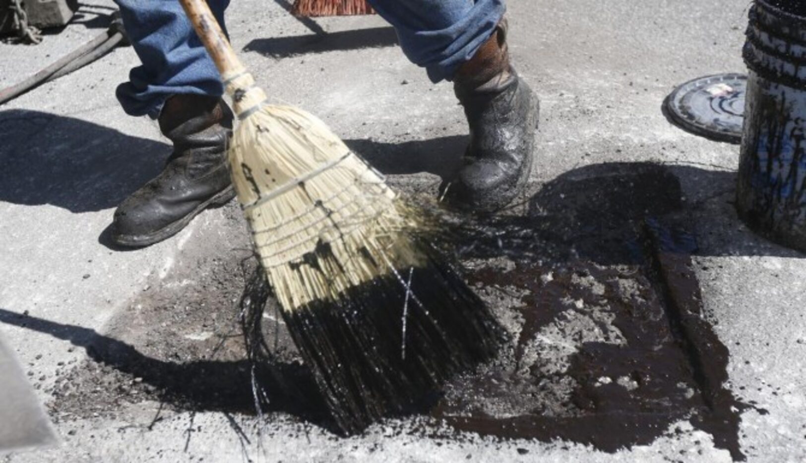 El cabildo aun no resuelve como frenar, y luego revertir el deterioro de las calles de...