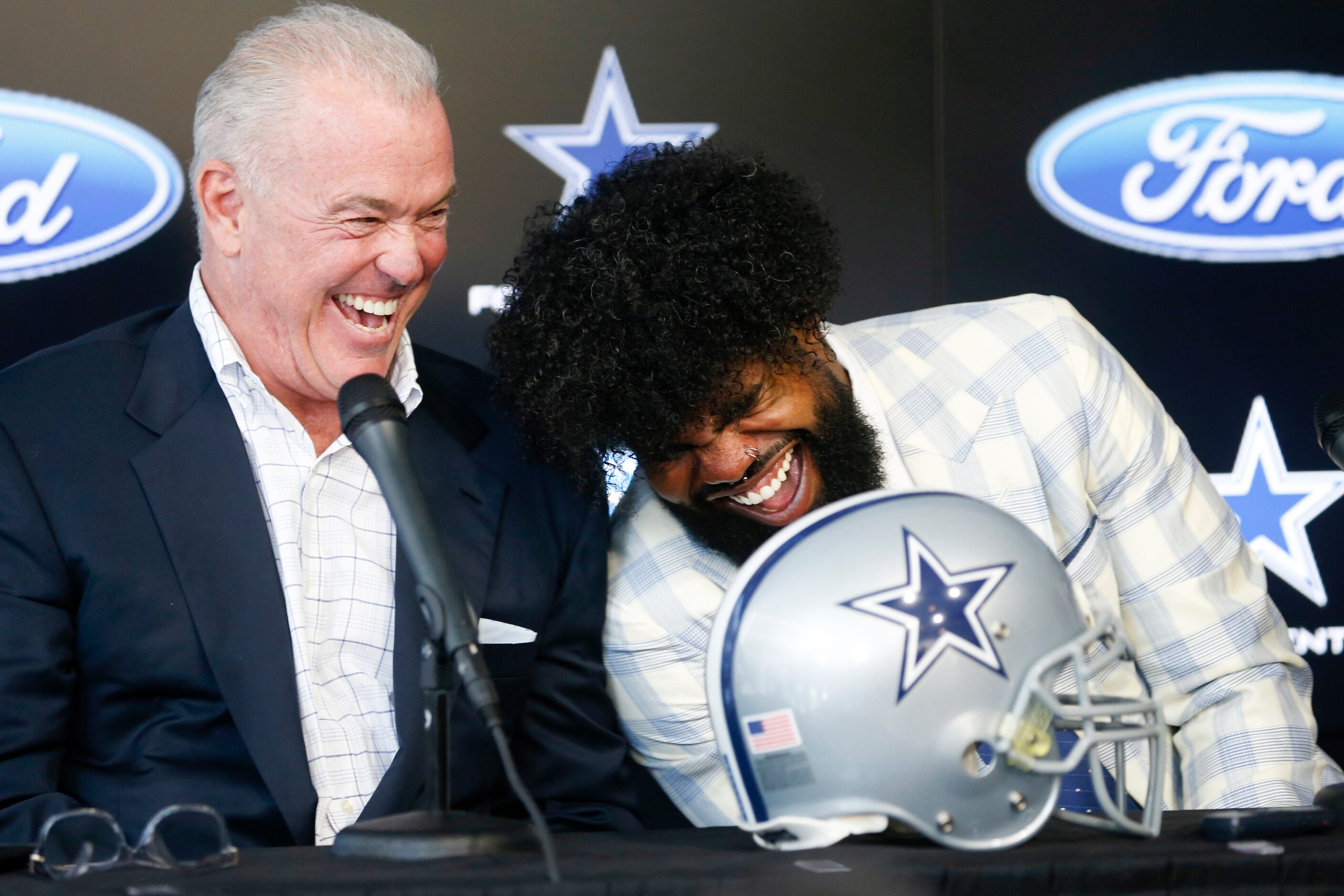 Dallas Cowboys executive vice president Stephen Jones and Dallas Cowboys running back...