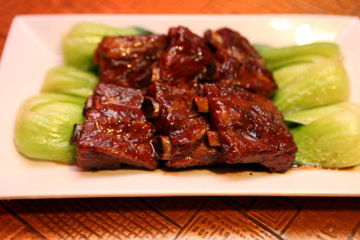Royal China's pork rib Wuxi-style is redolent of star anise and cinnamon.