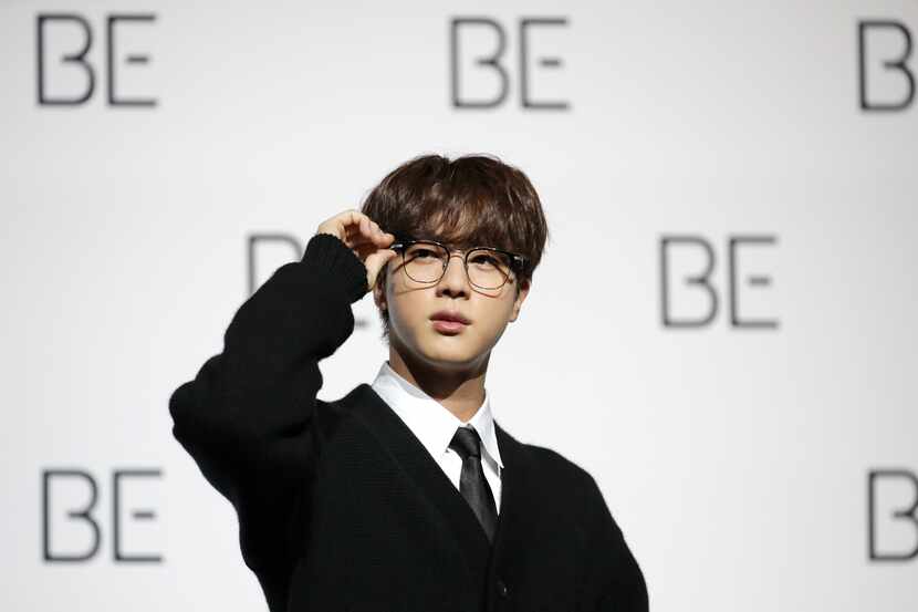 Jin, miembro de la banda k-pop BTS, durante la conferencia de prensa de la presentación del...