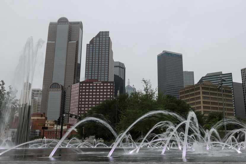 As Dallas Mayor Eric Johnson finished his remarks Tuesday, the fountain at Carpenter Park...