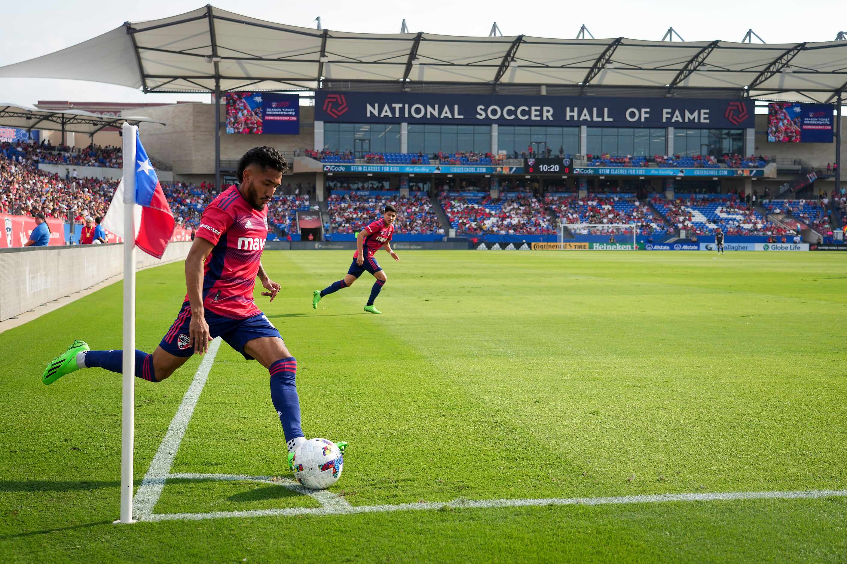 FC Dallas forward Jesús Ferreira takes a corner kick during the first half of an MLS soccer...