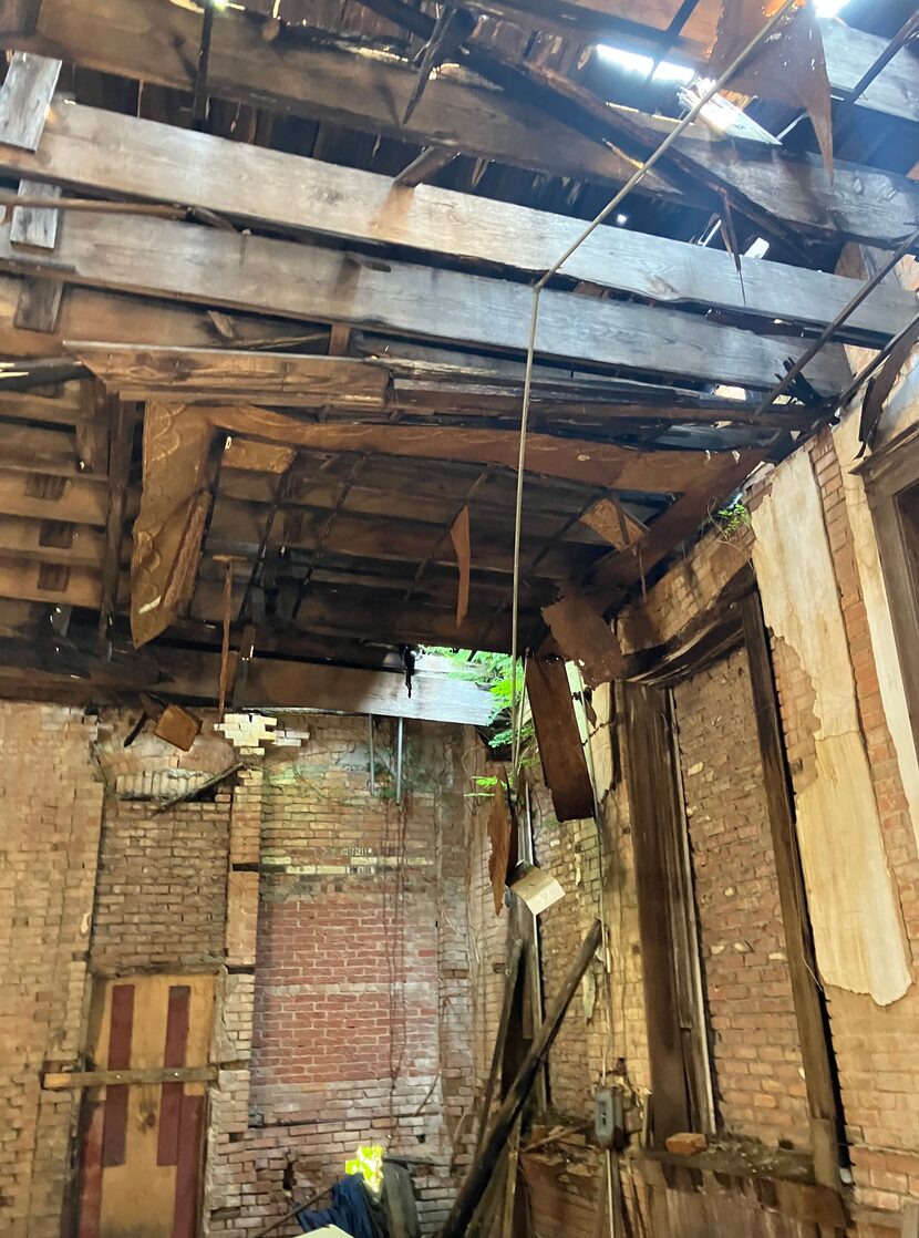 A structure on the corner of Cooper and Red River streets in Melissa that was demolished.