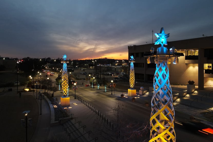 Arlington illuminated some monuments and sculptures blue and yellow in solitary with Ukraine.