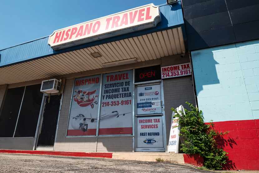Hispano Travel es un pequeño negocio ubicado en Webb Chapel Road, uno de los negocios que...