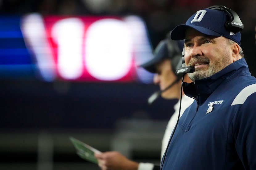 Dallas Cowboys head coach Mike McCarthy reacts after a touchdown  by New England Patriots...