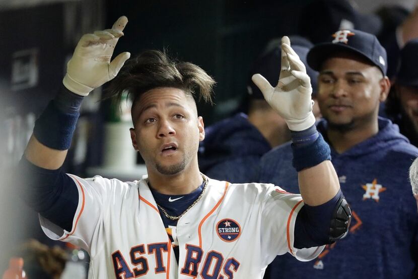 Gurriel, Astros come up big in the 4th off Kershaw in Game 5 of