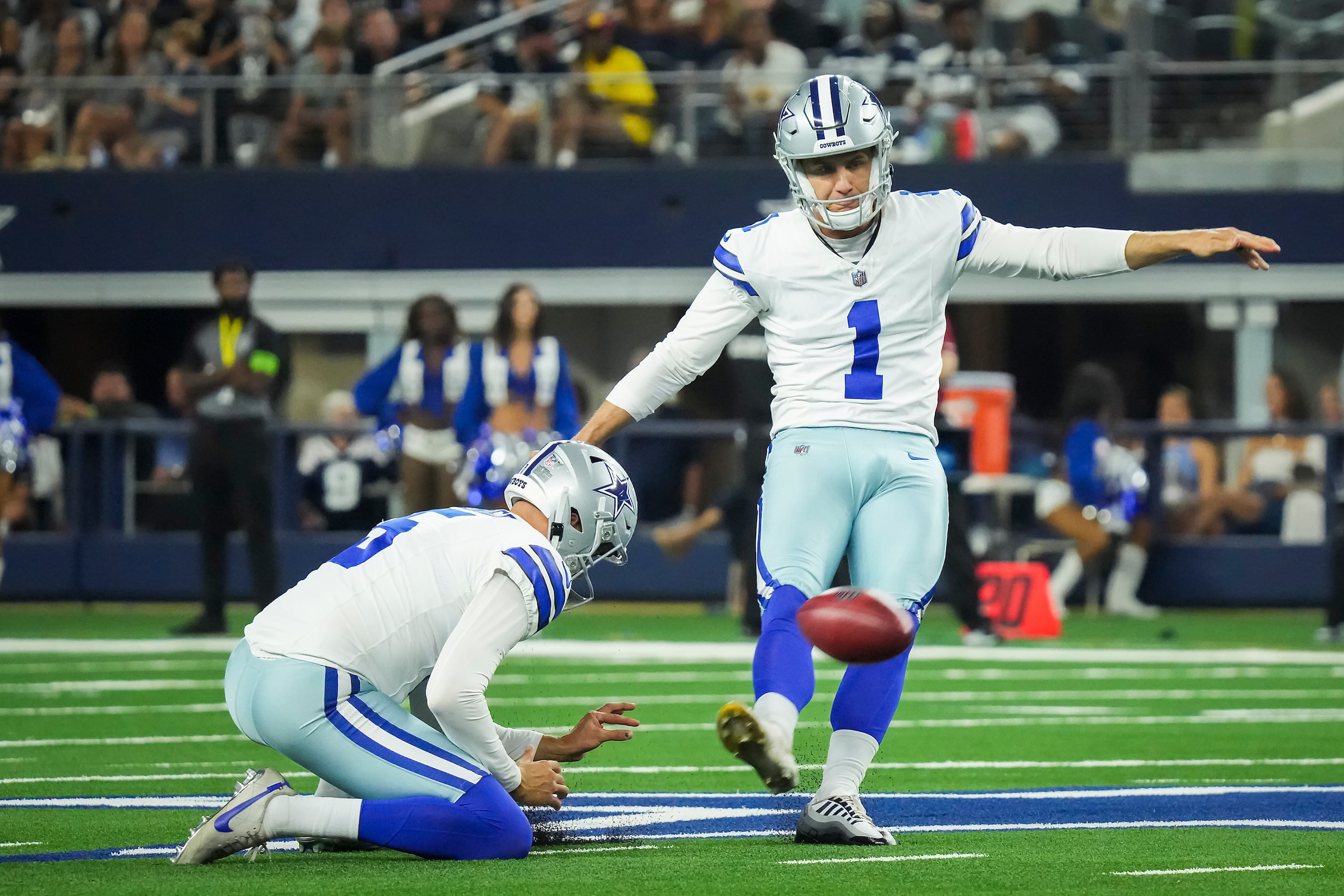 Dallas Cowboys kicker Brandon Aubrey (1) kicks a 59-yard field goal during the second half...