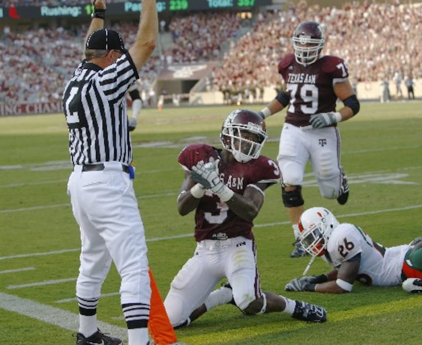 ORG XMIT: *S194A8E7A*  (Taken 9-20-08) ---- Texas A&M running back Mike Goodson (3)reacts...