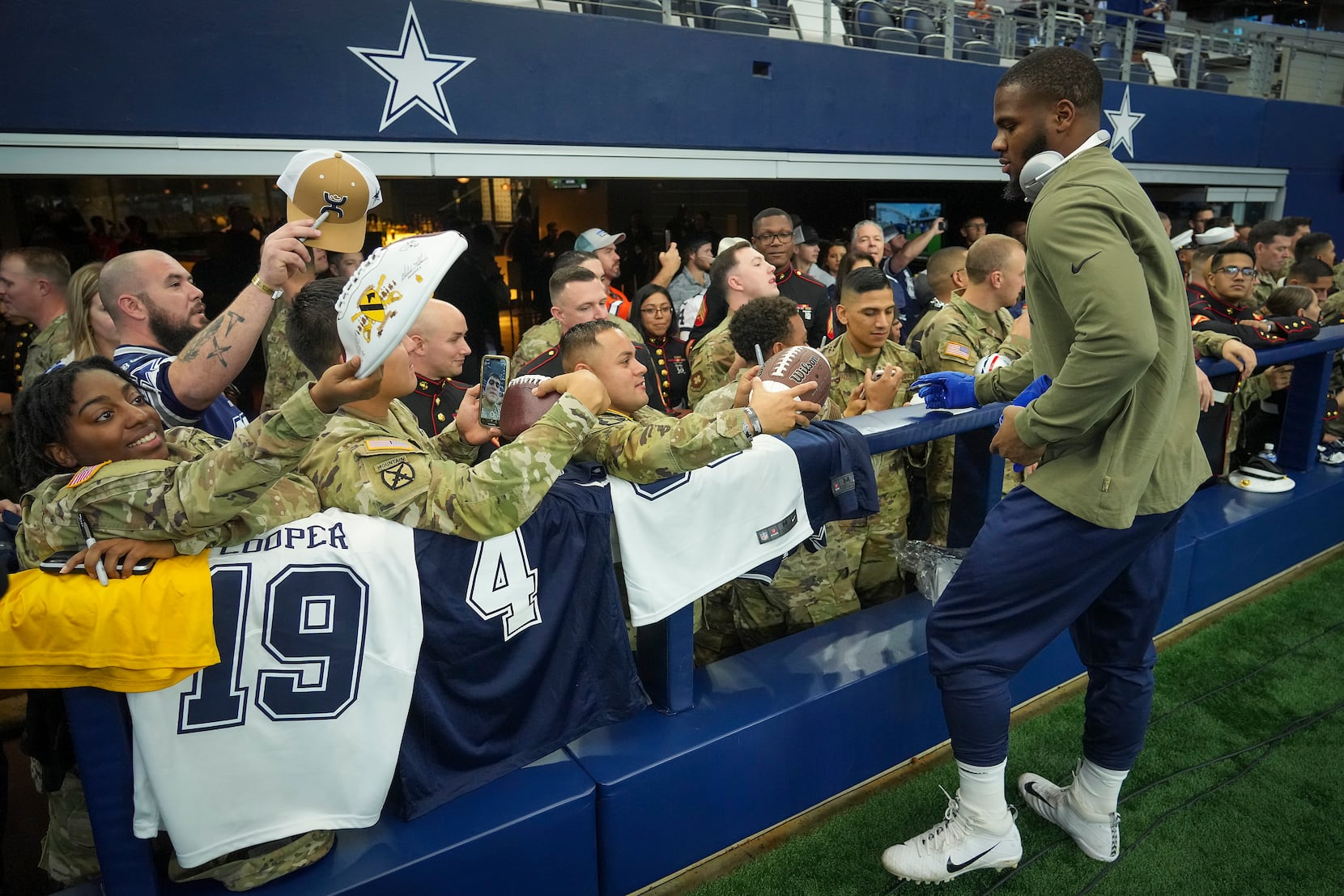 Photos: Salute to our heroes! Dallas Cowboys honor service members at AT&T  Stadium