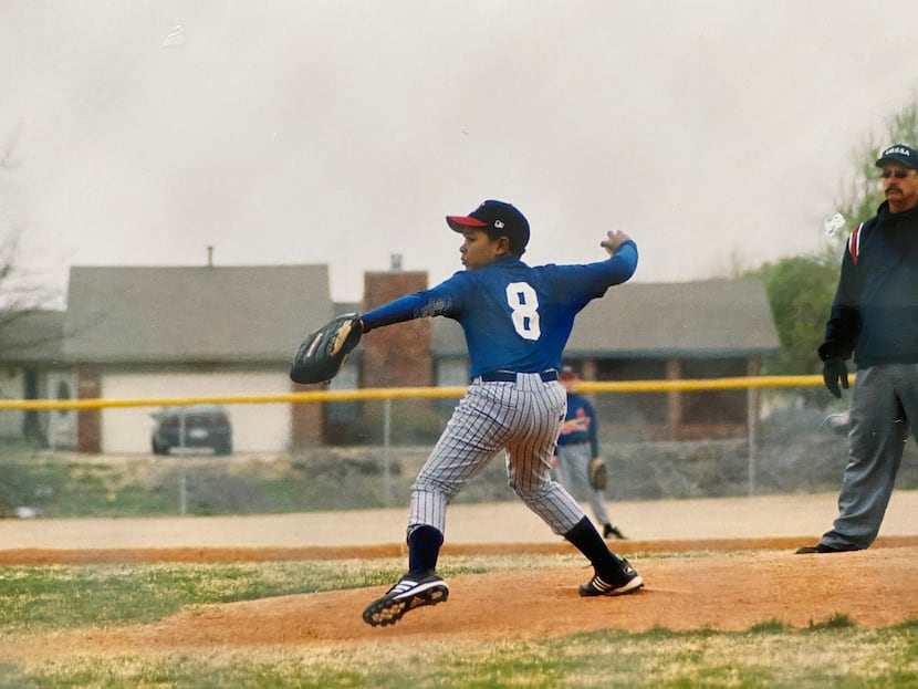 Kumar Rocker's parents, heritage & trials shaped Bunyanesque pitcher into  pitching phenom