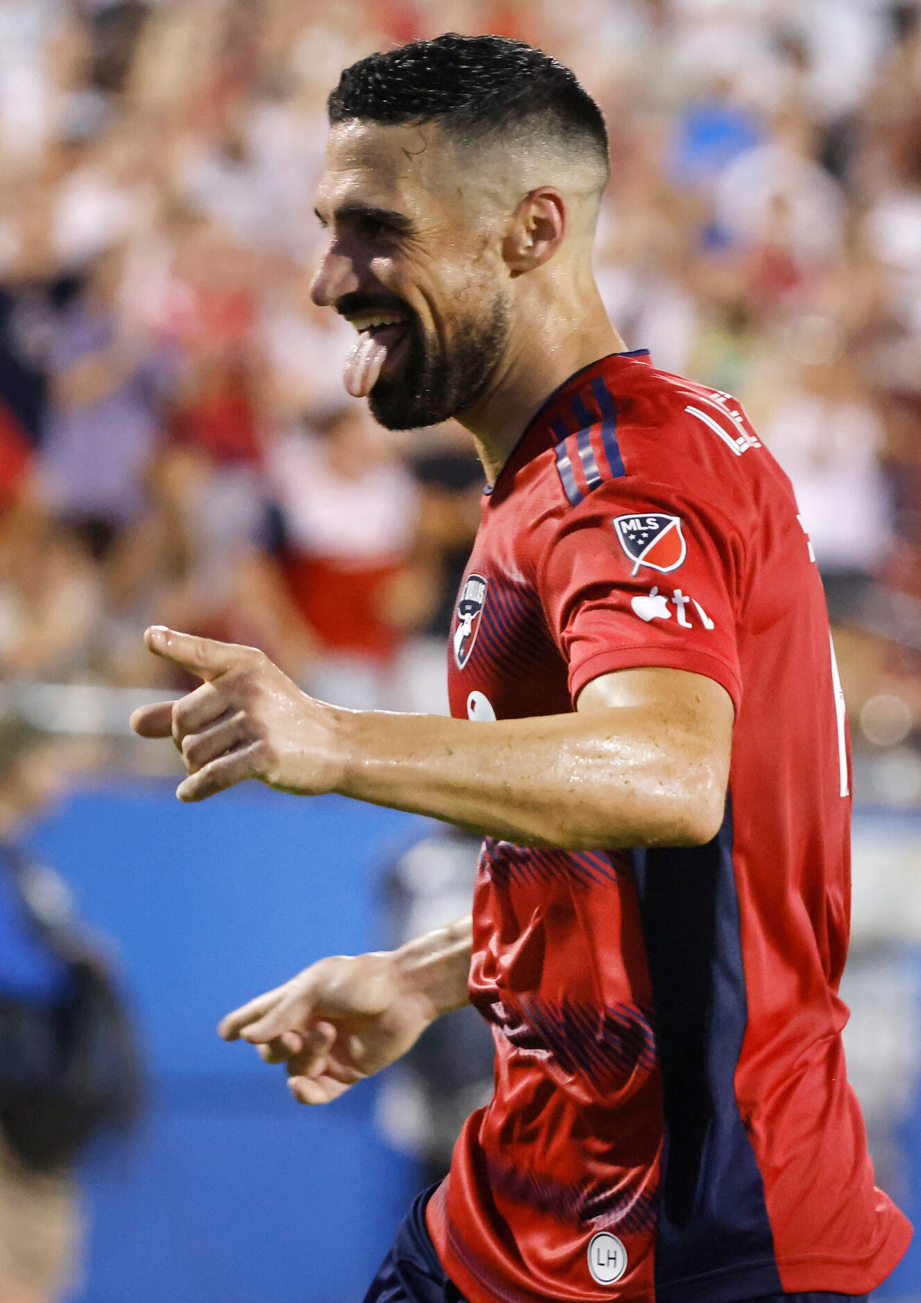 FC Dallas midfielder Sebastian Lletget (12) celebrates his second half goal against the...