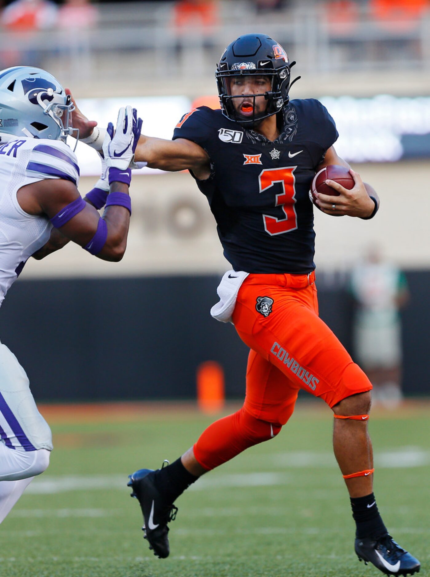 STILLWATER, OK - SEPTEMBER 28:  Quarterback Spencer Sanders #3 of the Oklahoma State Cowboys...