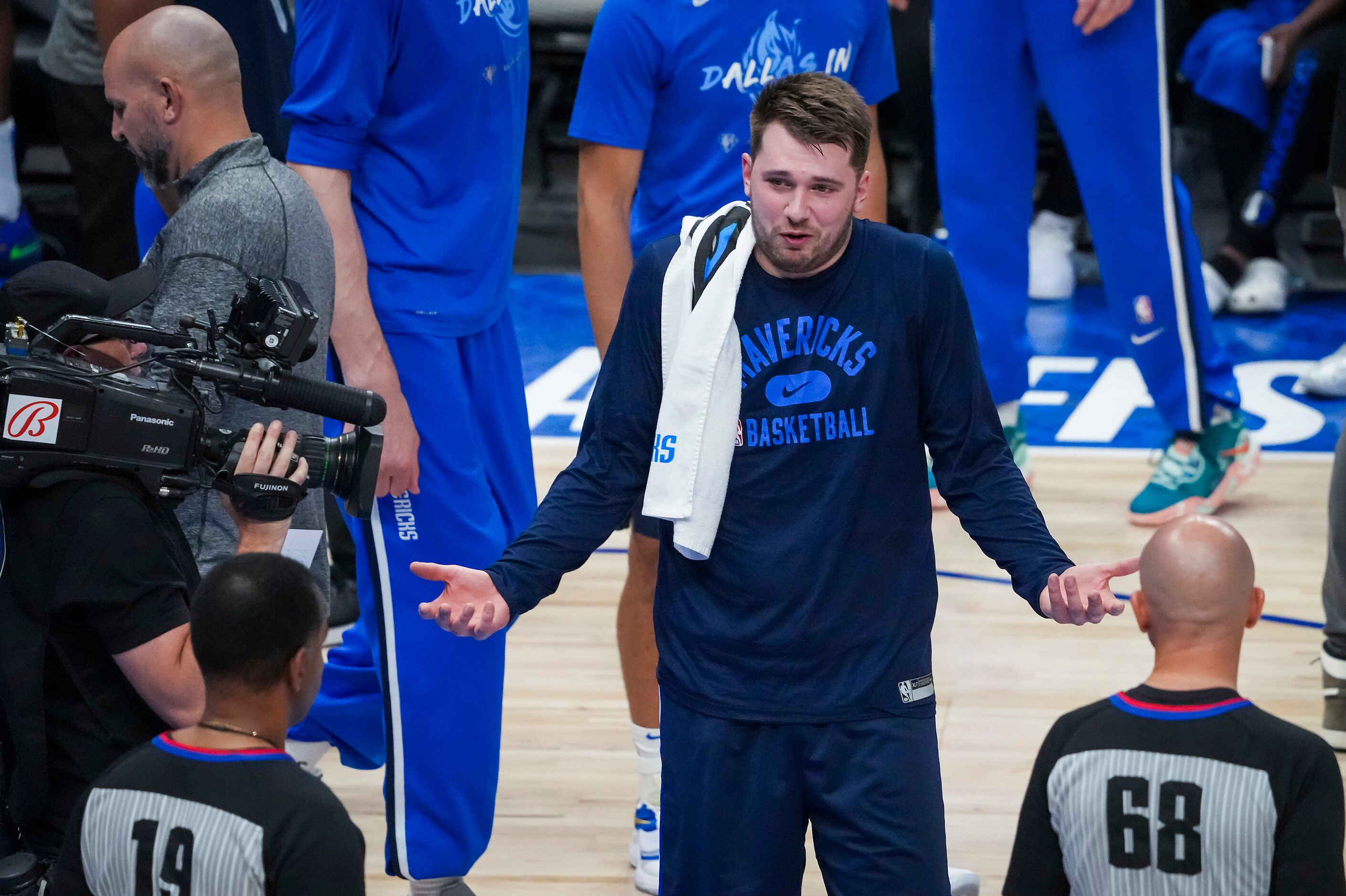 Dallas Mavericks guard Luka Doncic argues for a call during the first half in Game 5 of a...