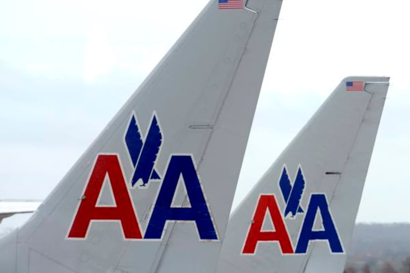 Four key members of Congress said Friday that all airlines should be able to bid on gates...