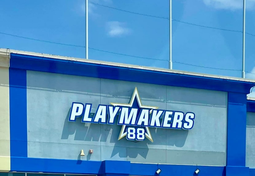 Michael Irvin's new bar and restaurant Playmakers88 is opening this weekend at The Colony.