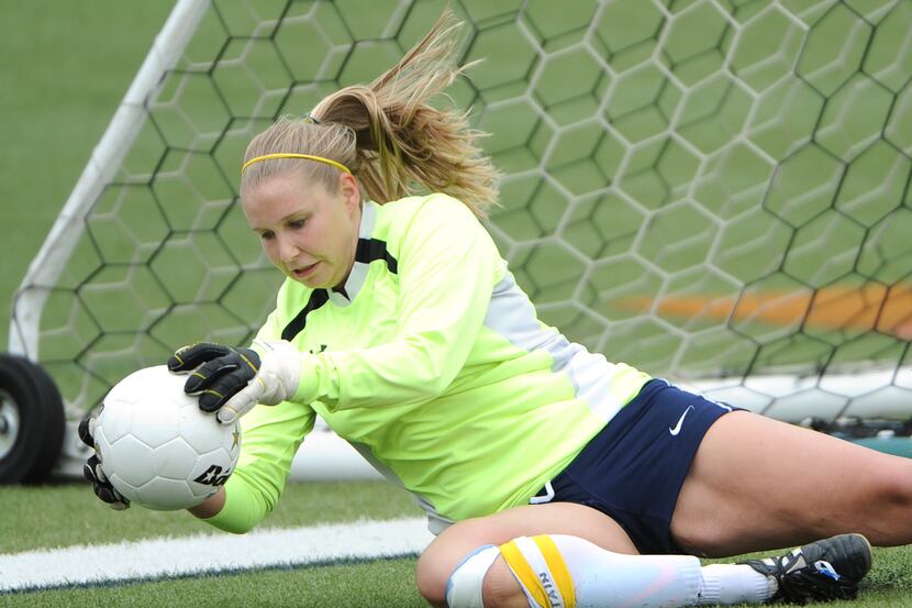 Highland Park goalkeeper Sarah Howley (1) during the UIL class 4A girls soccer state...