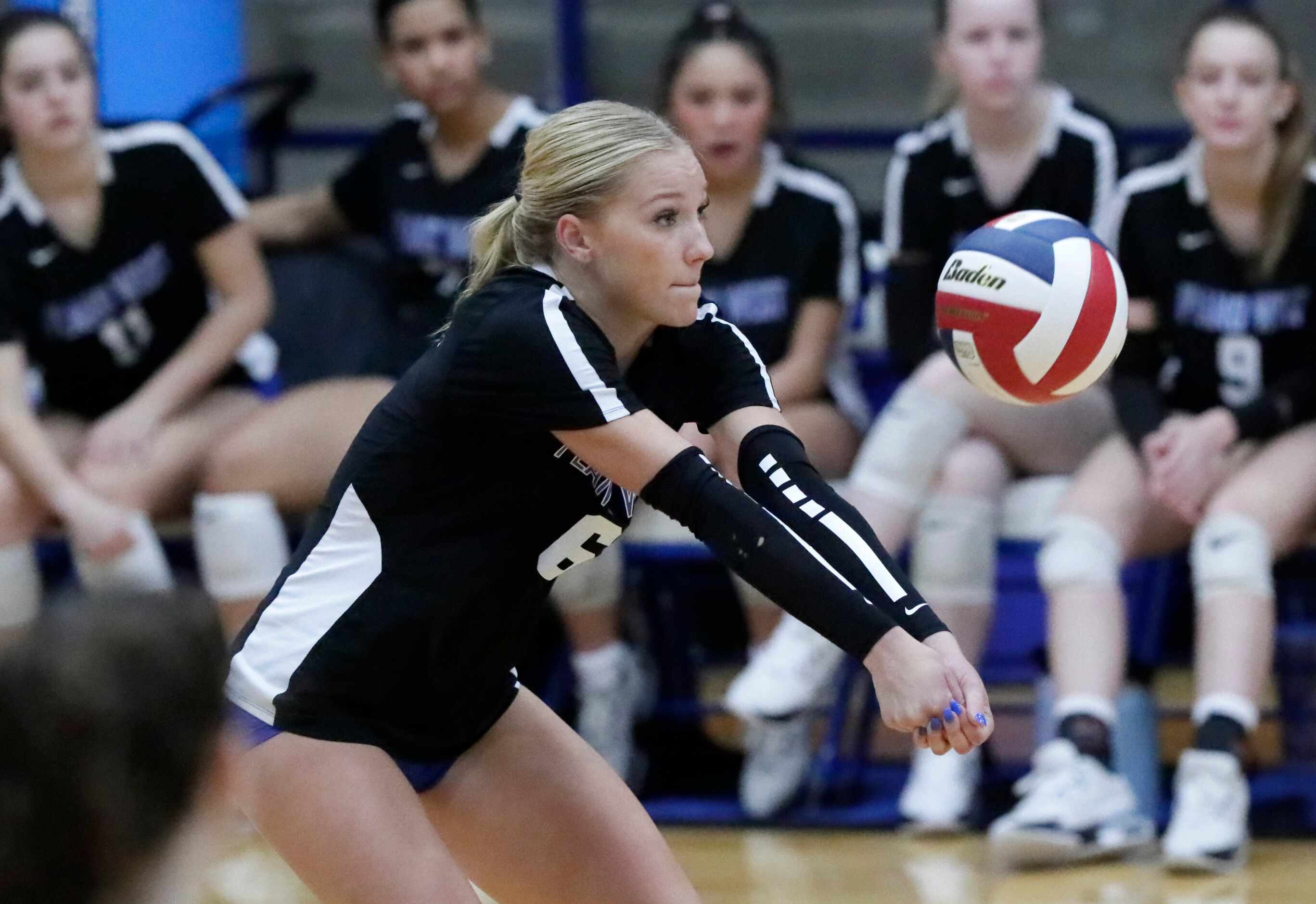Flower Mound High School middle Liz Goodspeed (6) makes a pass during game two as Plano West...
