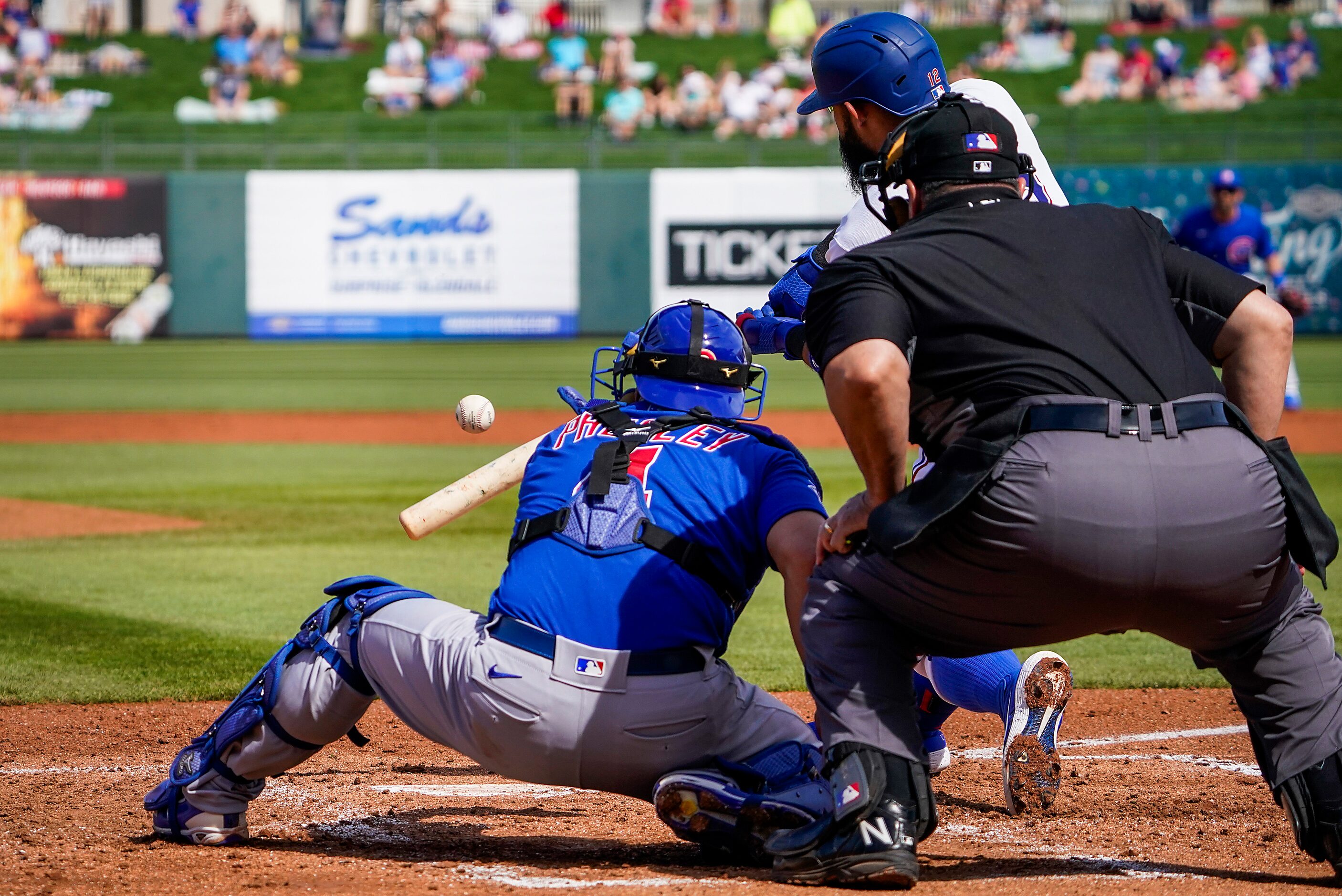 Texas Rangers second baseman Rougned Odor connects for a grand slam home run off of Chicago...