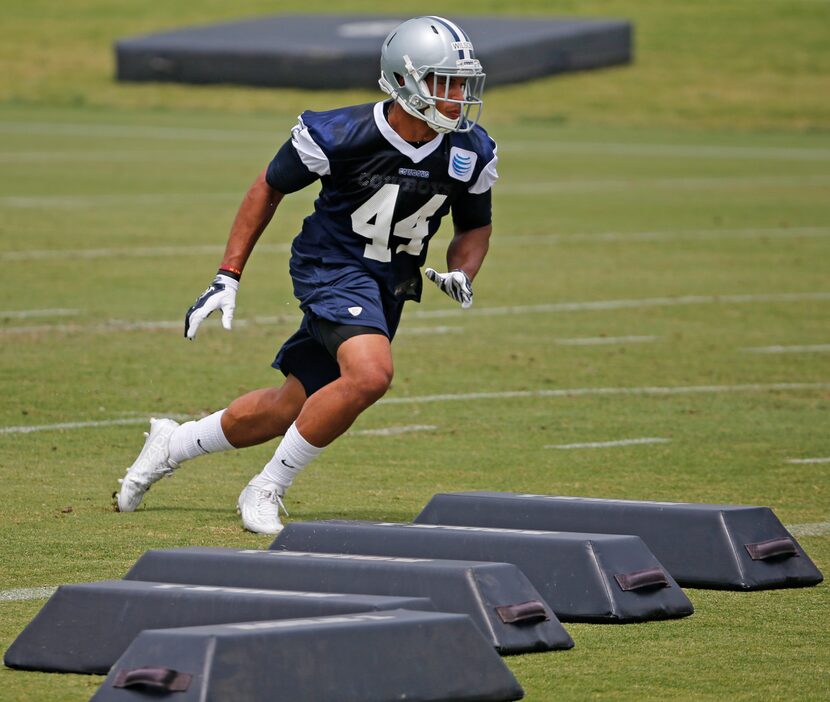 Dallas rookie linebacker Damien Wilson (44) works during the Dallas Cowboys rookie minicamp...