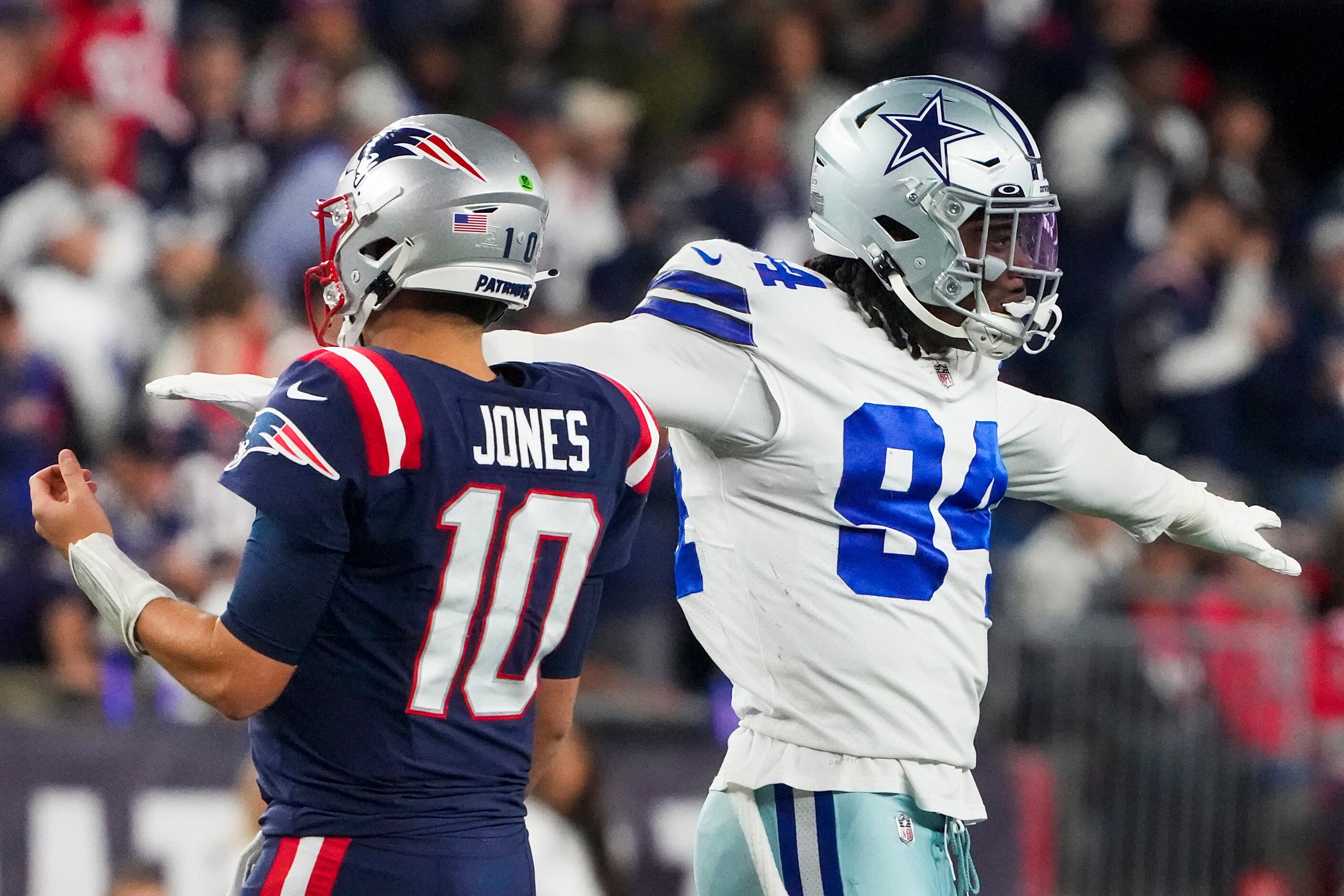 Dallas Cowboys defensive end Randy Gregory (94) celebrates after a defensive stop as New...