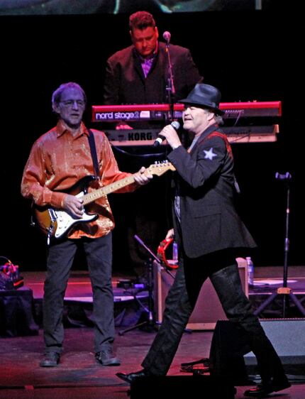 Mickey Dolenz, right, and Peter Tork of the musical group The Monkees, perform on Tuesday.