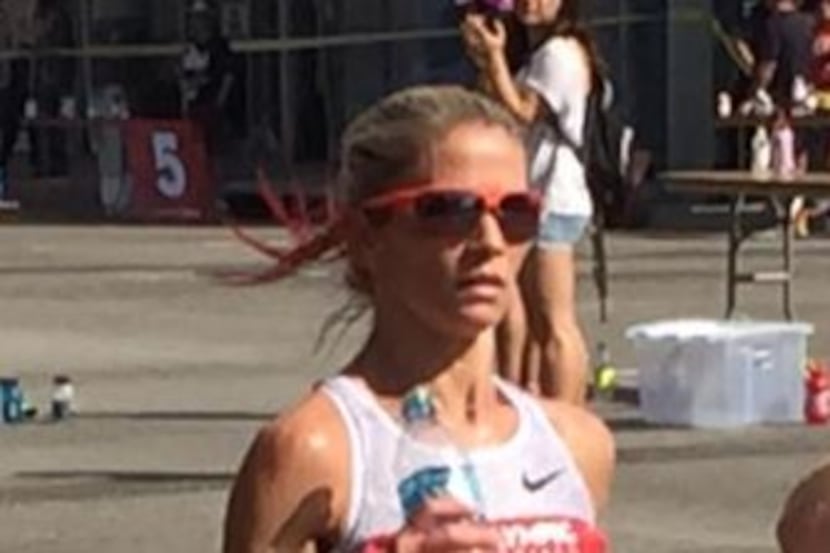 Dawn Grunnagle racing at the 2016 U.S. Olympic Marathon Trials.