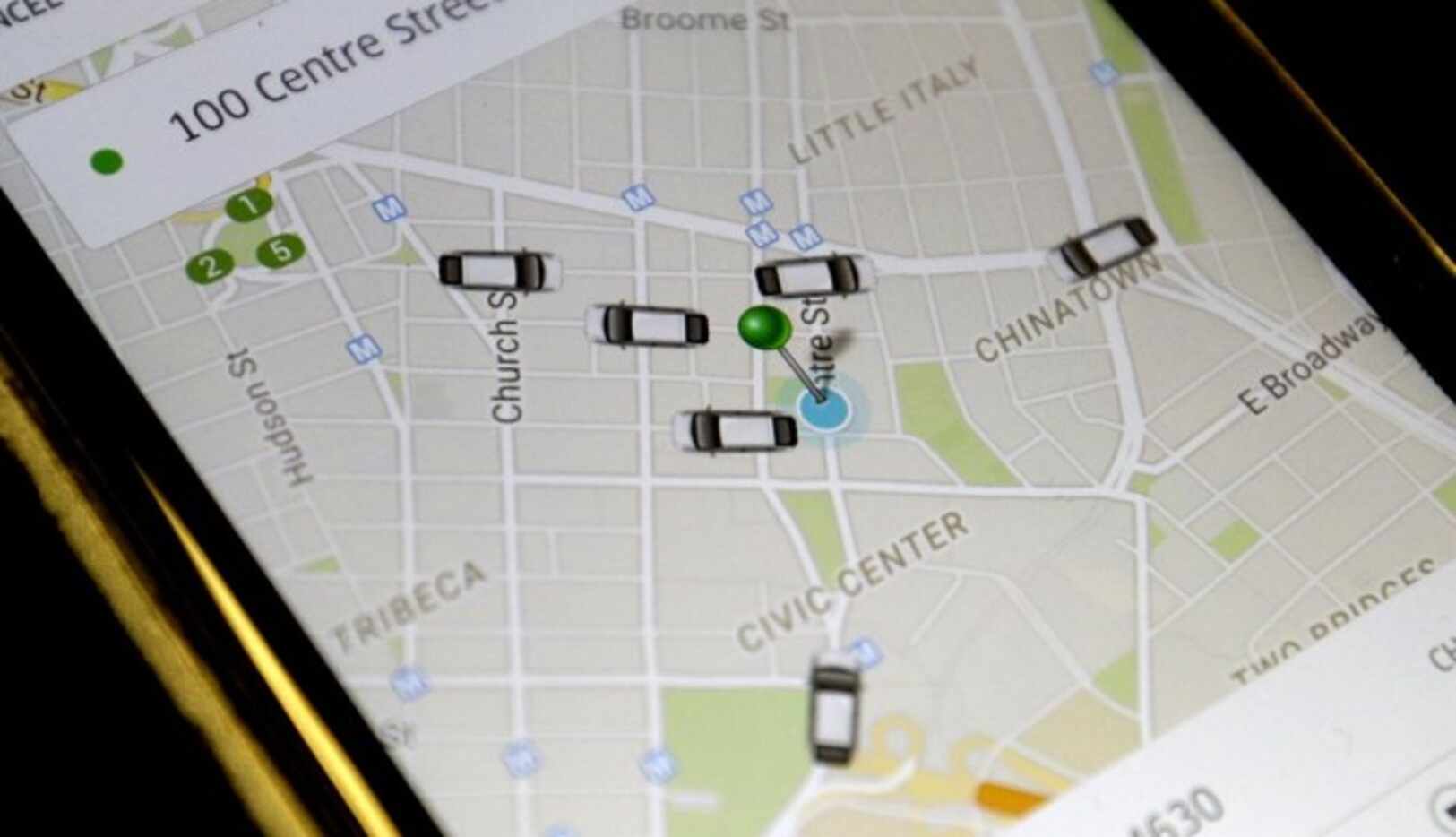 El servicio de transporte público independiente Uber recibió autorización para operar en el...