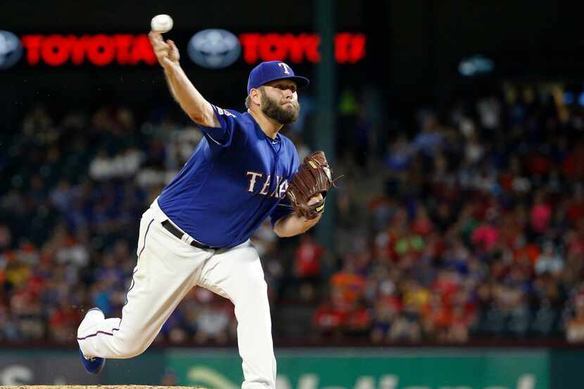 Texas Rangers starting pitcher Lance Lynn (35) during the fifth inning at Globe Life Park in...