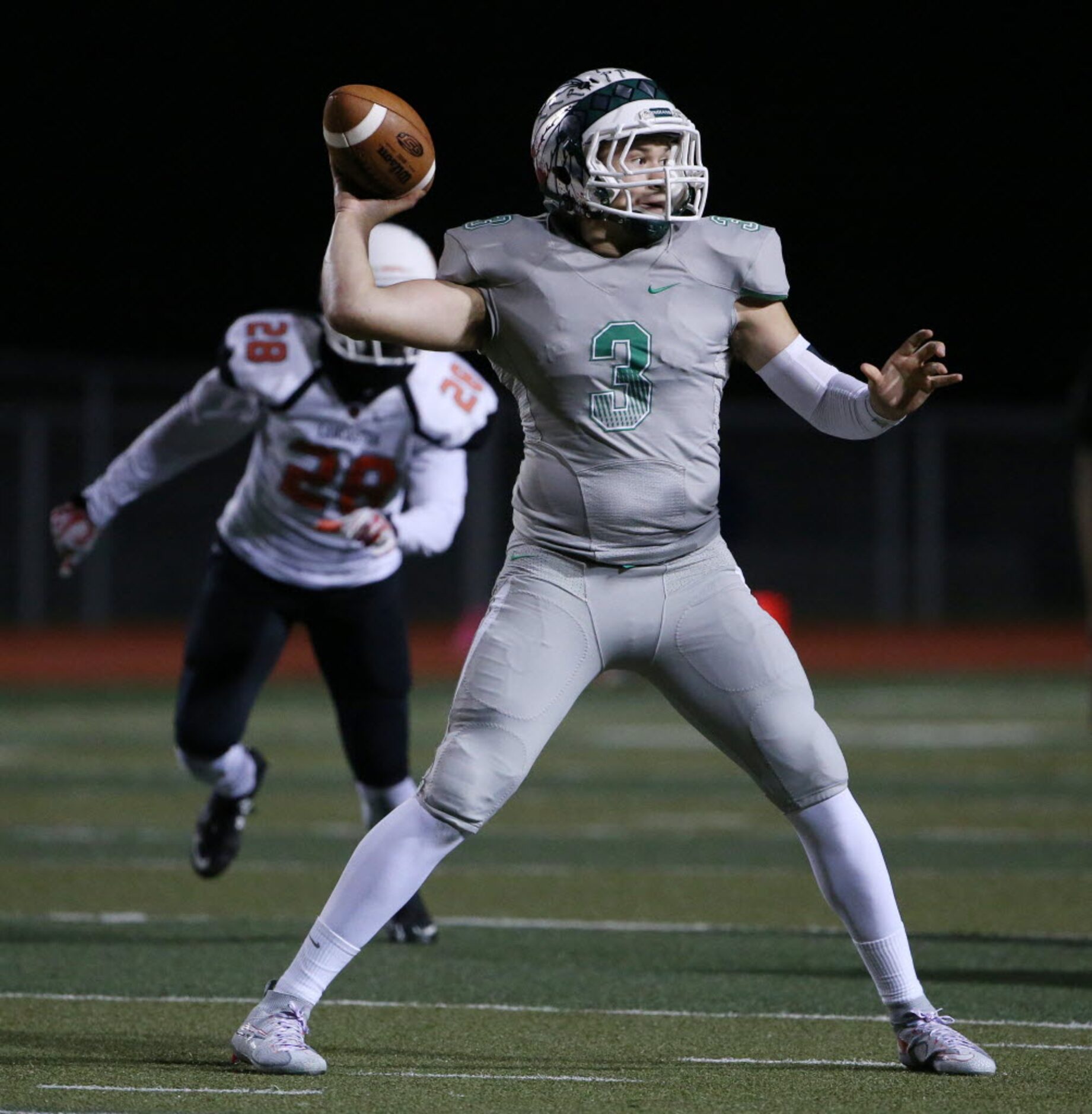 Waxahachie quarterback Jordan Kitna (3) throws the ball in the first half during a high...