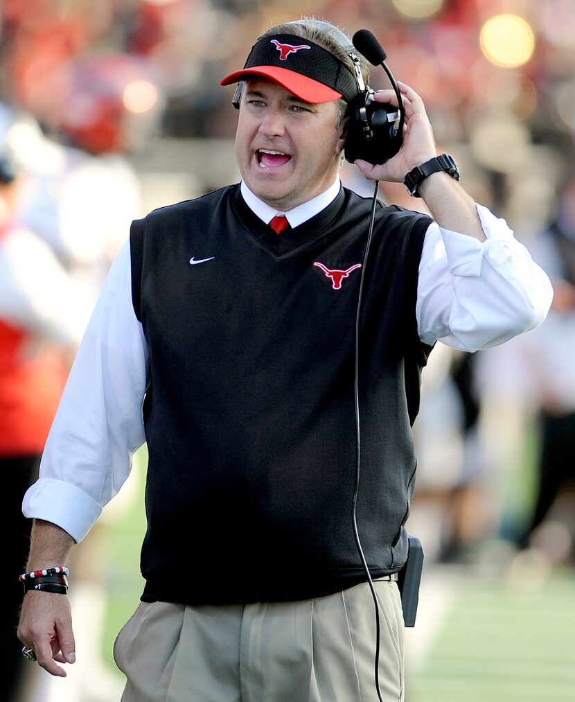 Cedar Hill head coach Joey McGuire in the second half during the Class 5A Division II Region...