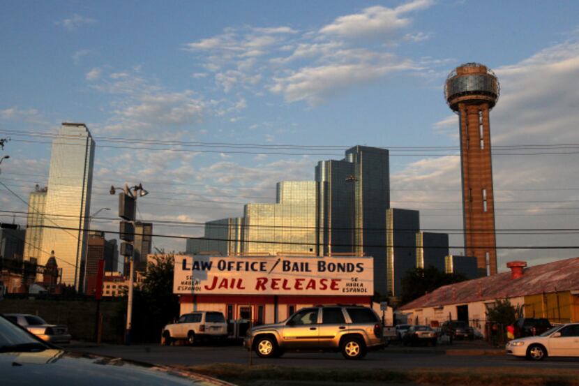 In Dallas County cases in which suspected illegal immigrants absconded, some bail bondsmen...