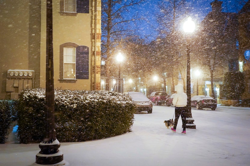 Nieve y hielo en el Norte de Texas el domingo 14 de febrero de 2021.