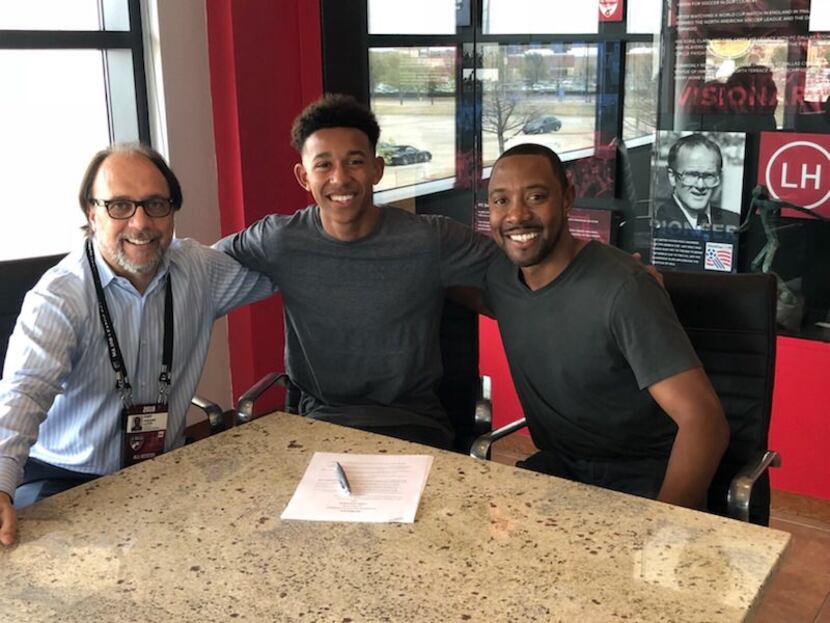 Chris Richards signs with a Homegrown contract with FC Dallas.  FC Dallas technical director...