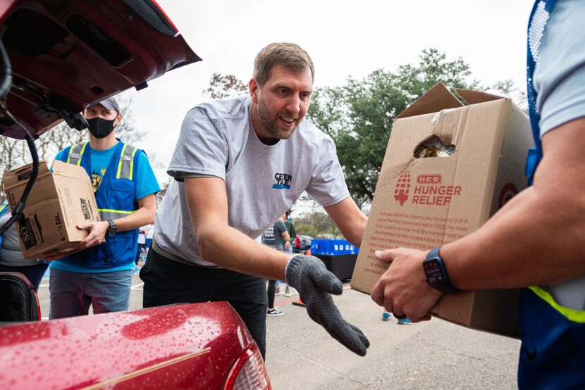 Former Dallas Mavericks star Dirk Nowitzki (left) and Dustin Drago (right) of Trash Butler...