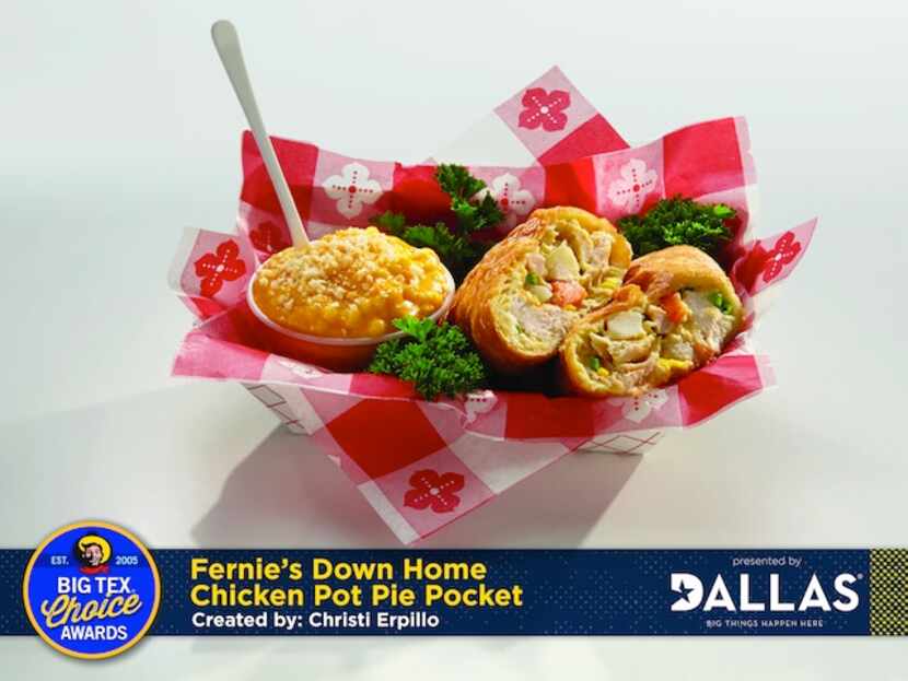 Fernie s Down Home Chicken Pot Pie Pocket con dip de Mac ‘n Cheese.