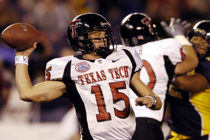 Texas Tech quarterback Sonny Cumbie throws against California in the first quarter of the...