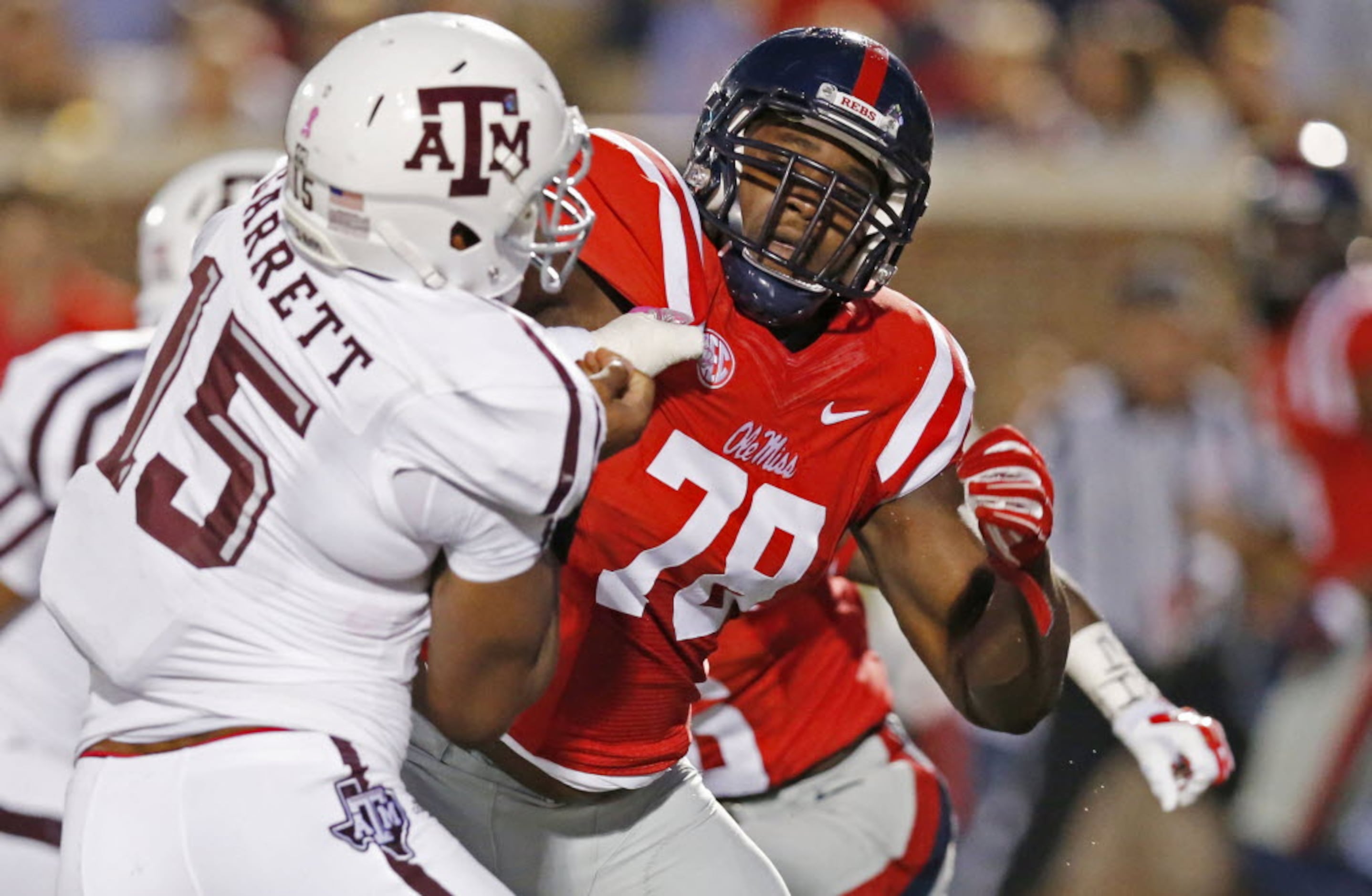 Video Shows Myles Garrett Having Fun At His Youth Camp