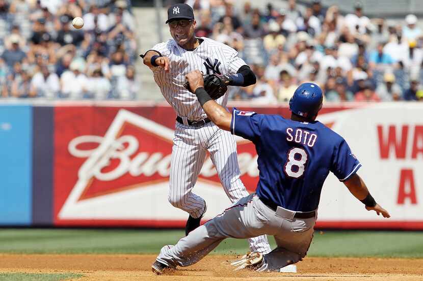 Derek Jeter cubrió las paradas cortas de los Yankees de Nueva York por 20 temporadas.