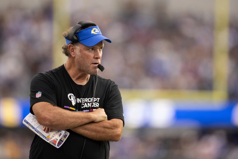 Los Angeles Rams special teams coordinator Joe DeCamillis watches his players during an NFL...