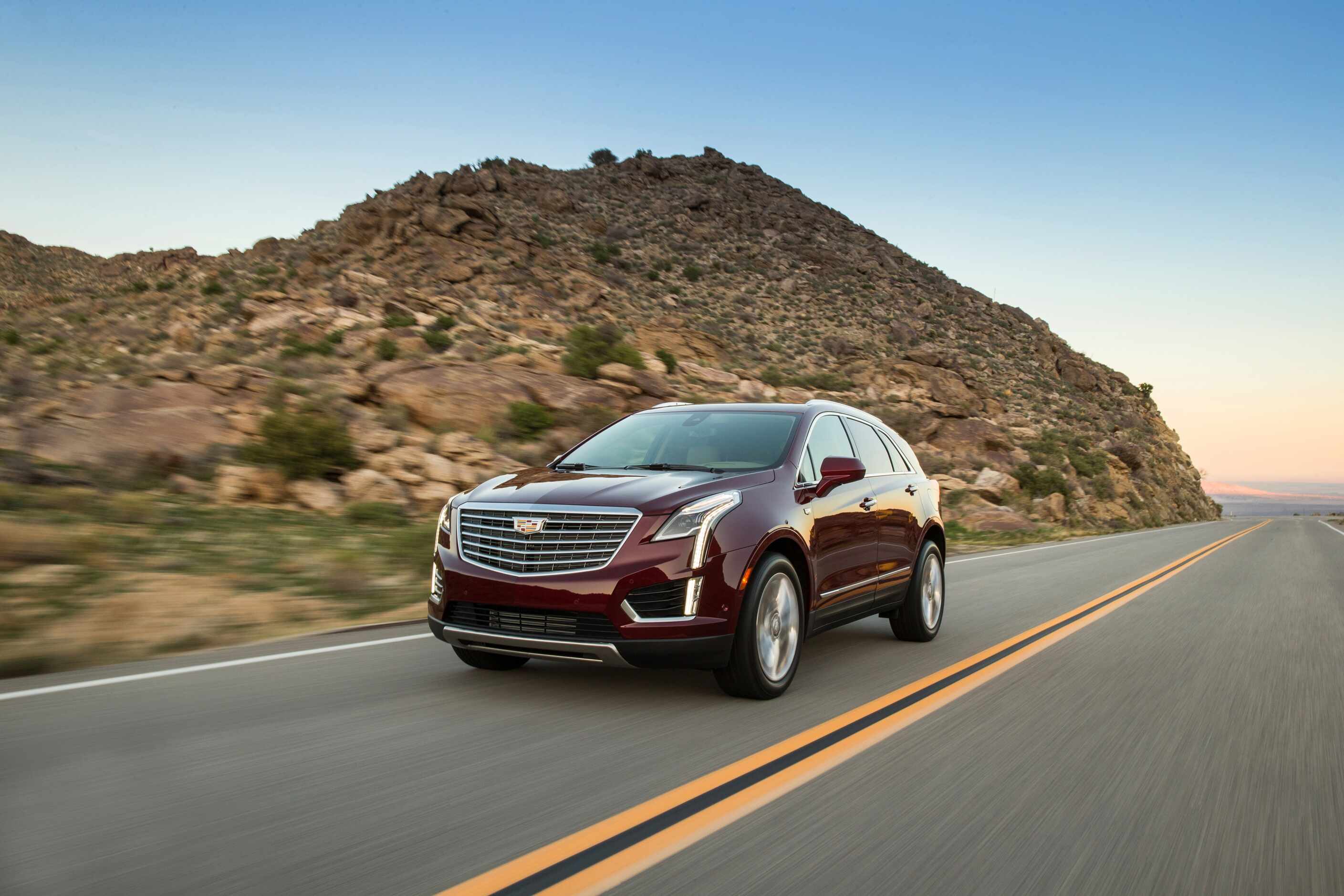 2017 Cadillac XT5 blends technology into a beautiful, comfortable ride