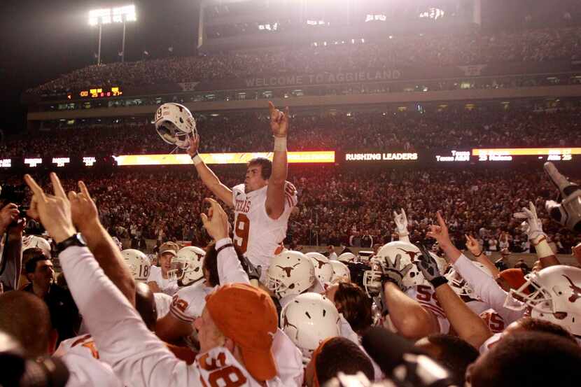 Texas kicker Justin Tucker (19) celebrates after his field goal during the fourth quarter of...