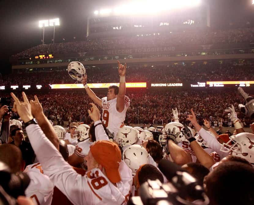 Texas kicker Justin Tucker (19) celebrates after his field goal during the fourth quarter of...