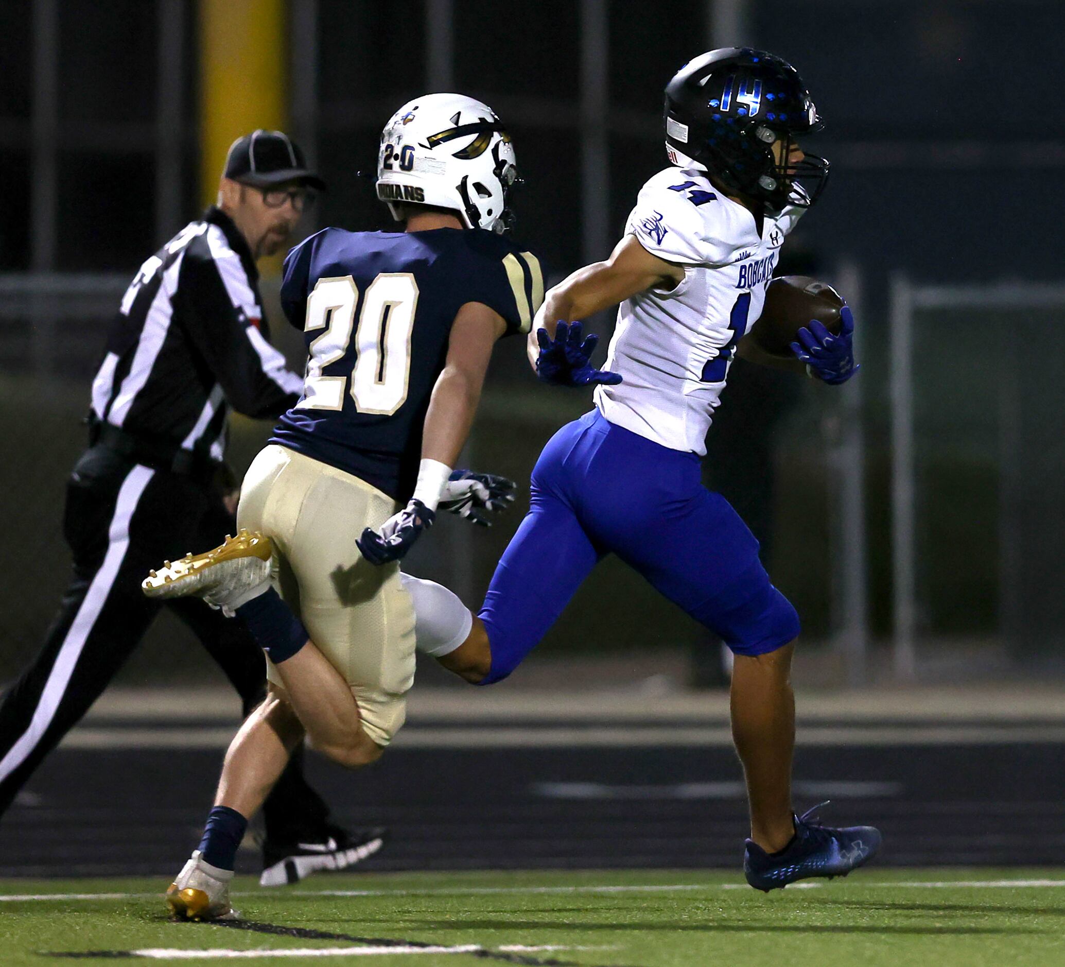 Byron Nelson wide receiver Landon Ransom-Goelz (14) goes down the sidelines for a 61 yard...